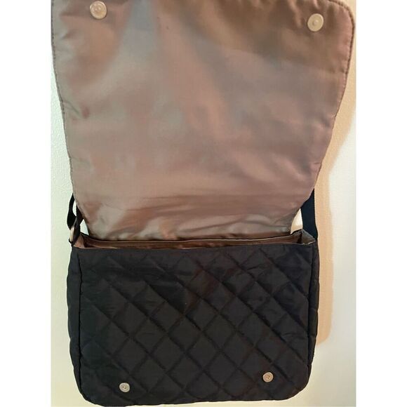 Baggallini Crossbody Bag - Picture 3 of 8